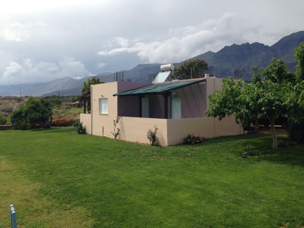 Kioni Villas Frangokastello Eksteriør billede
